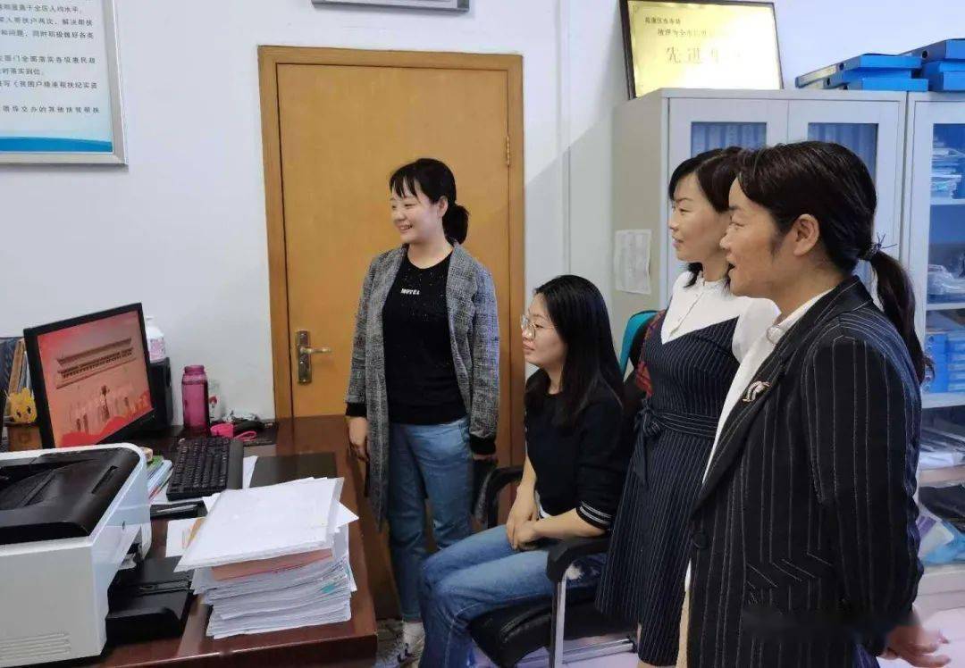 临潼区总工会临潼区总工会积极组织女职工收看巾帼言志奋斗有我讲述女