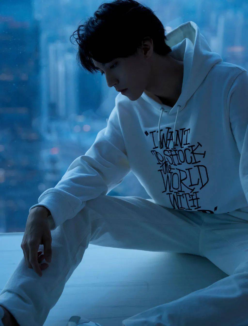 满分男友力男星们的卫衣穿搭