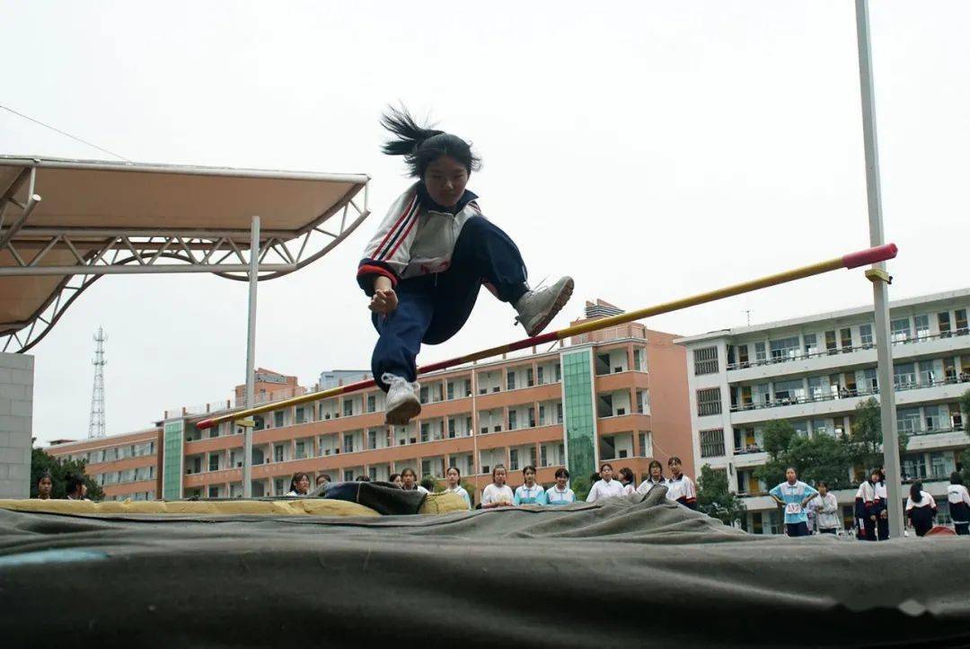 洪江一中2020年秋季运动会精彩瞬间