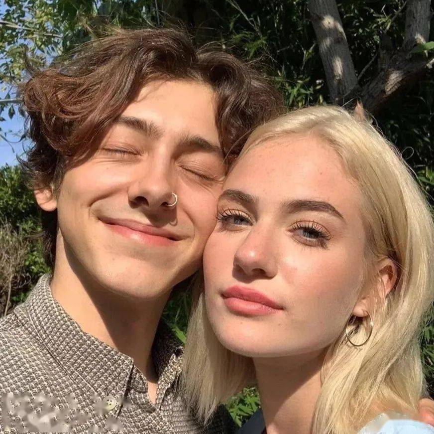 情侣头像真人系列两人使用的情侣头像