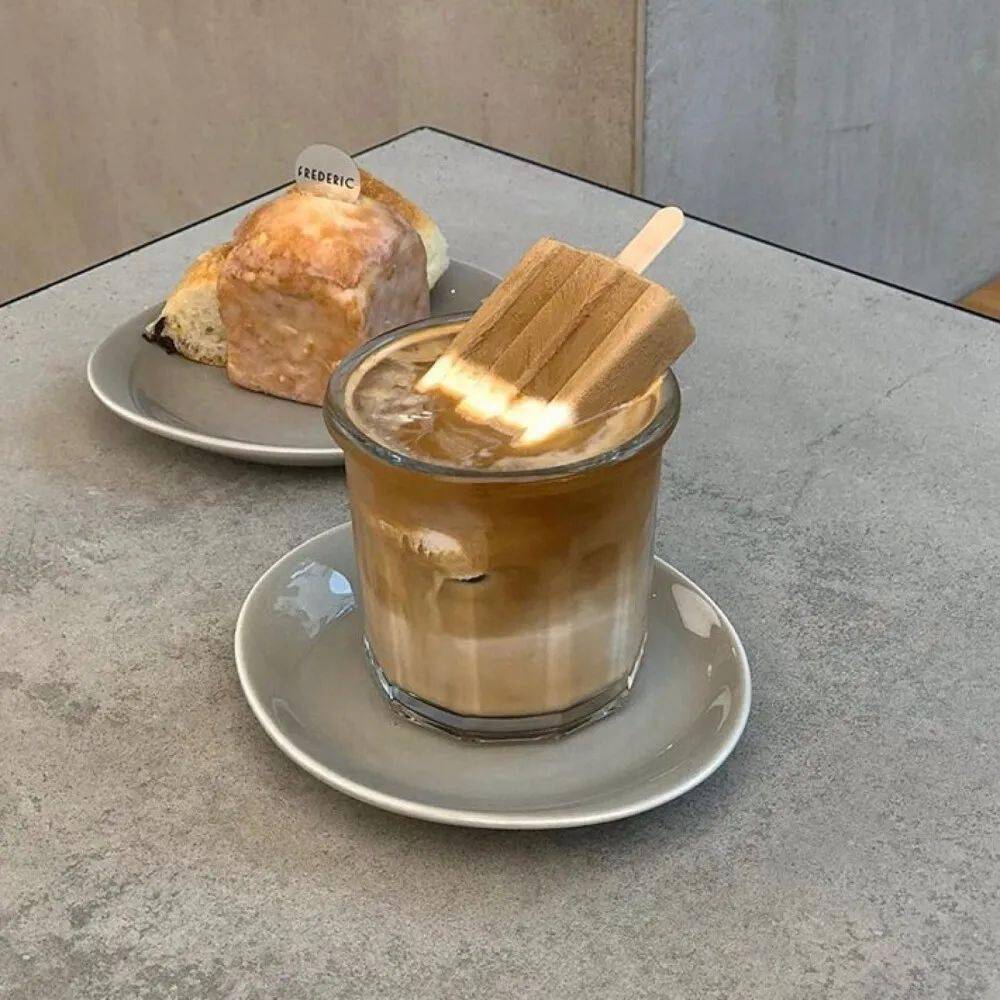 看起来超好吃的美食朋友圈背景图