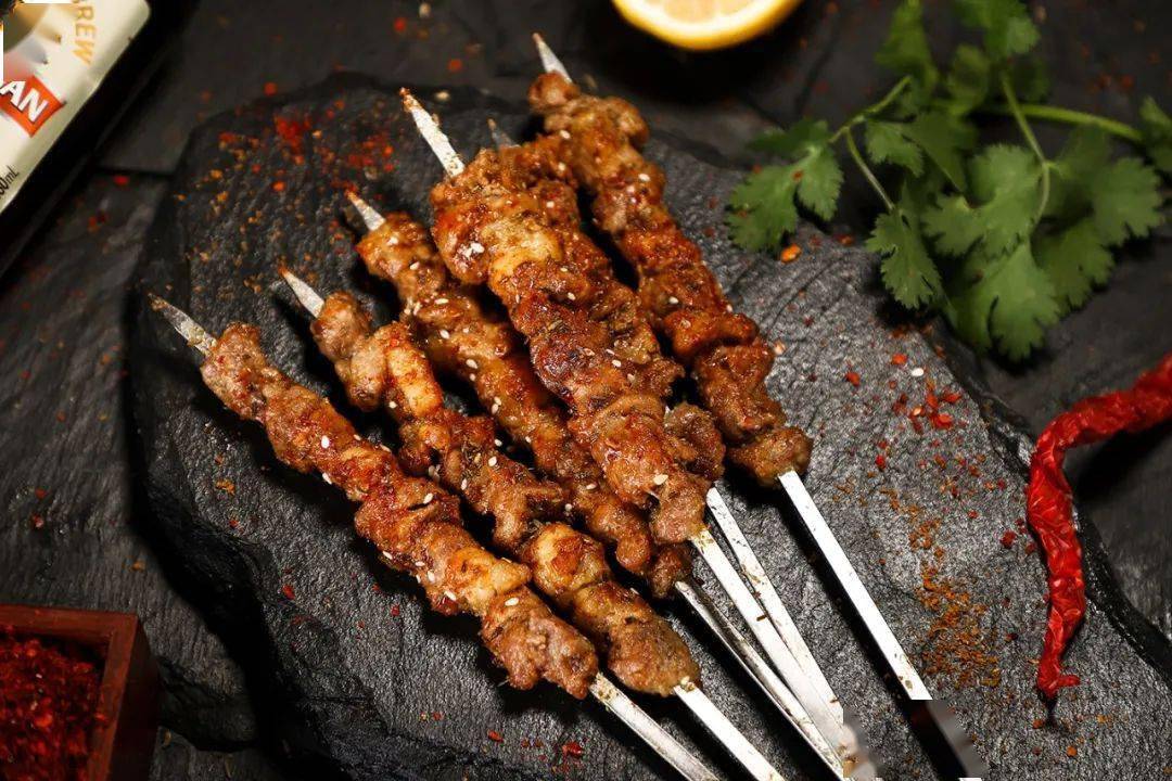 桂平这家烧烤公司火爆试业!环境简直要炸天!_手机搜狐网