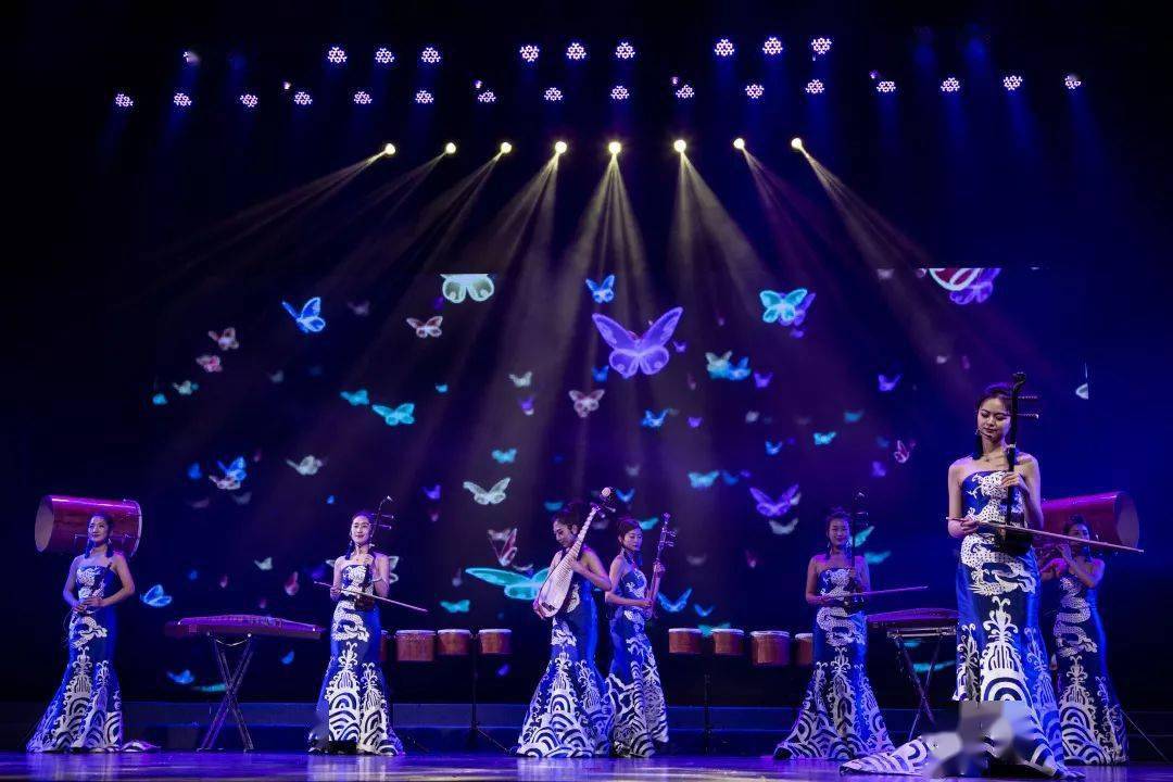 【最新开票】双节好礼 重磅福利,《国·潮》紫凤女子乐团国风音乐会和