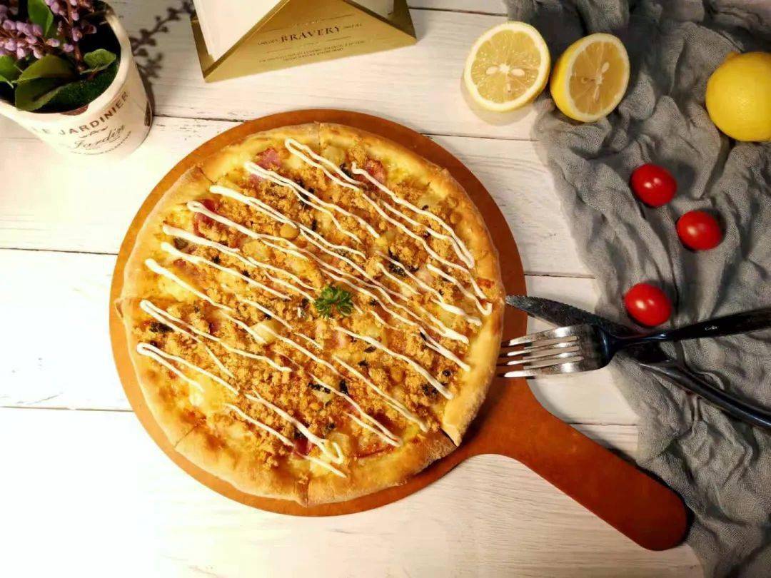 【海苔肉松披萨】【黑椒牛排】如果披萨是西餐中最能激起味蕾就是西餐