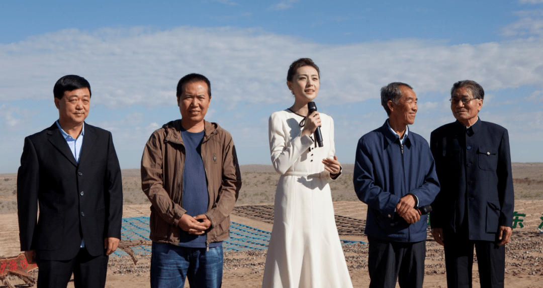 主持人采访现在武威治沙带头人内容彰显年轻活力节目的内容编排整体