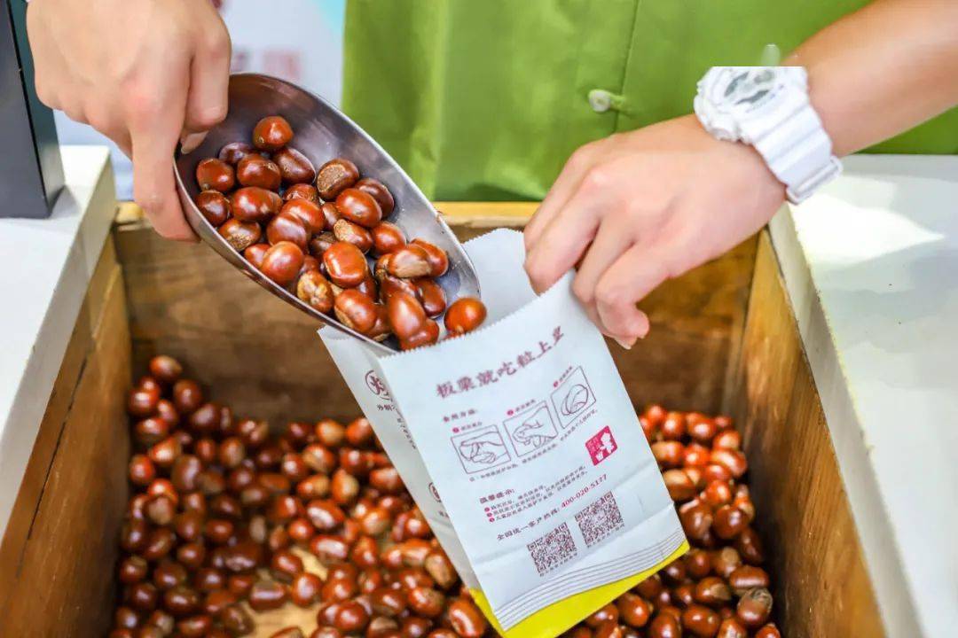 半小时售罄粒上皇阜阳门店7周年庆10元无门槛板栗券壕气送