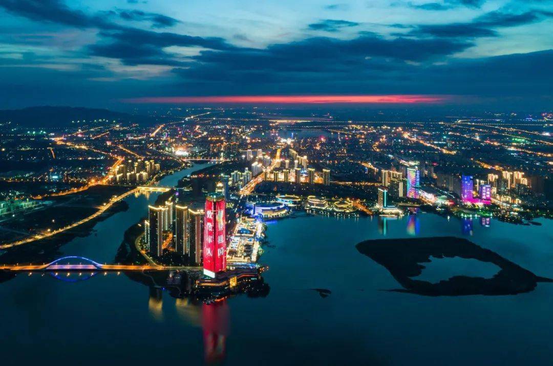 高水平小康看宜兴摄影大赛入选作品展播城市建设篇