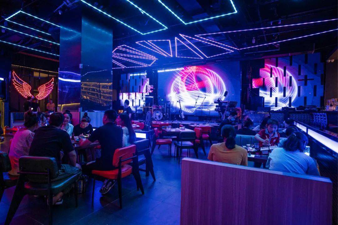 把自己逼成夜店咖,才能吃到的水煮鱼,便宜到让人天天想去……_手机