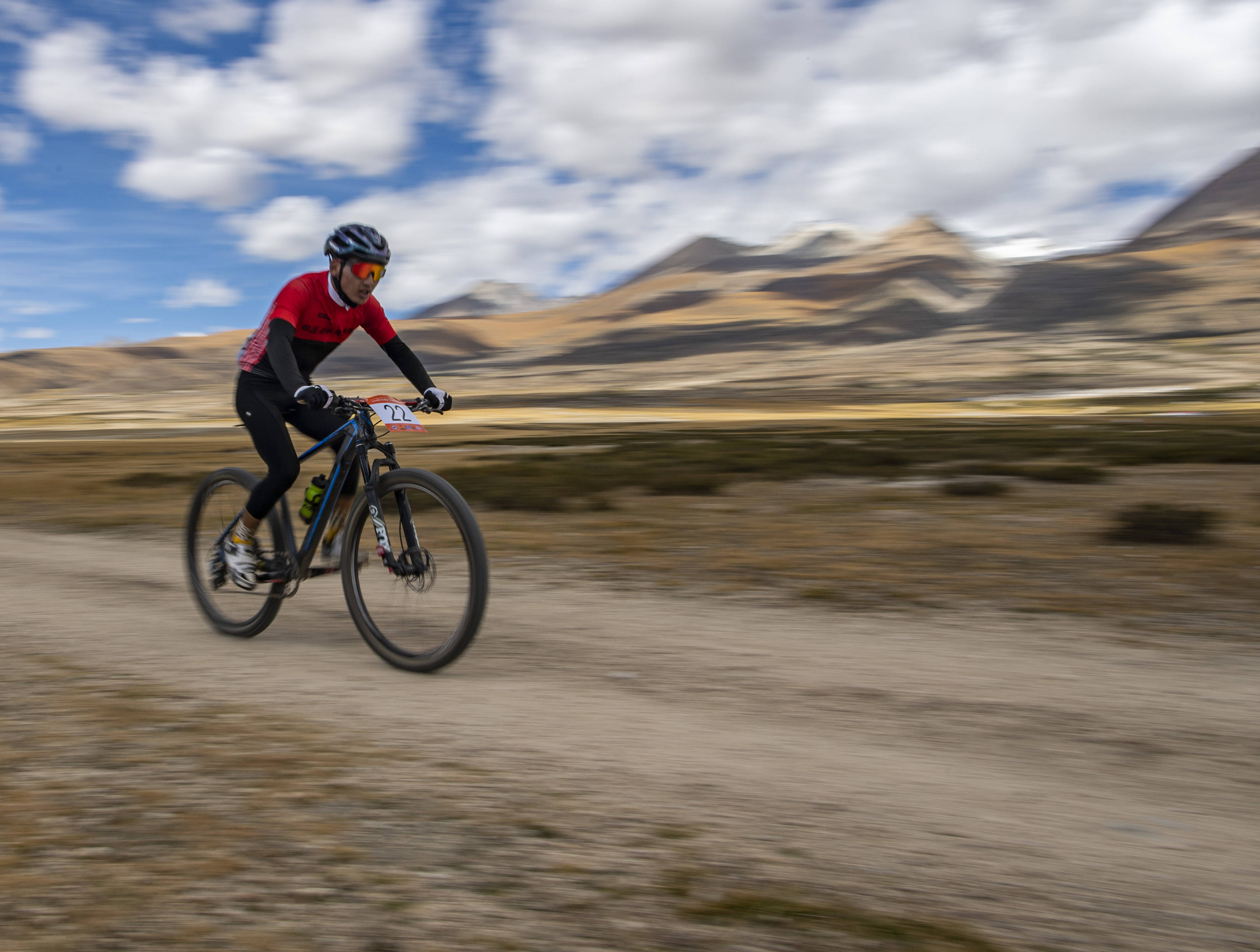 2020雪古拉峰自行车越野挑战赛今日开赛