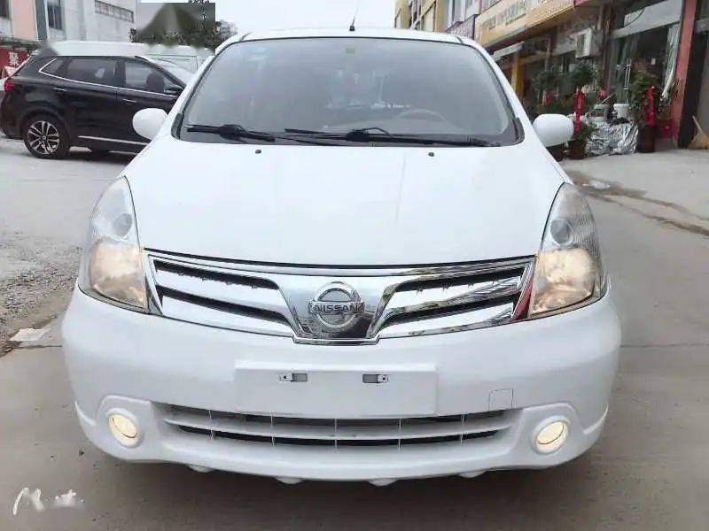 五菱荣光该车本公司质保2年或5万公里!