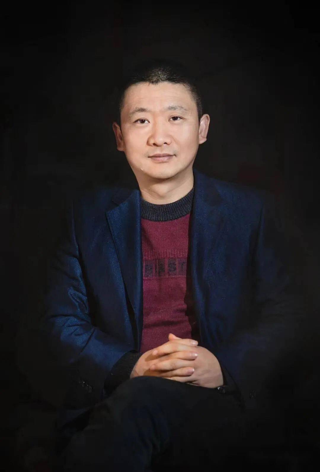 刺桐棋院老师简介在荆州市第二届"楚天杯"围棋比赛中,益智教育刺桐