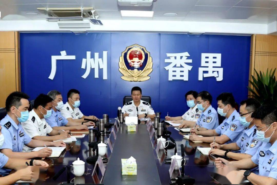 奋战保平安多图看番禺公安节日期间安保瞬间