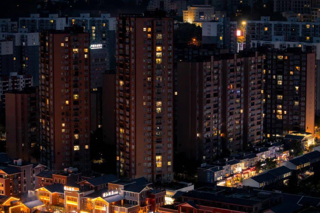 怒江旅游夜六库一座小城半城山水