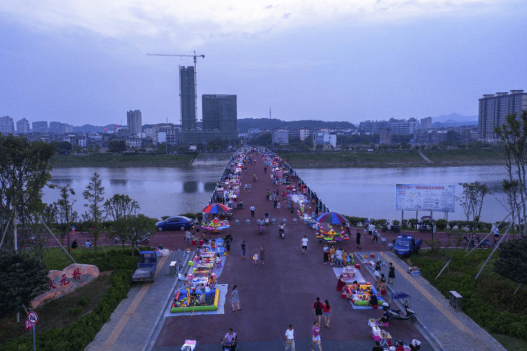 美丽德安一河两岸桥飞渡隆平故里畅通途