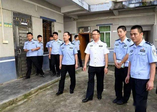 全县社会治安平安稳定 新丰微生活 10-09 19:44 点击查看更多订阅