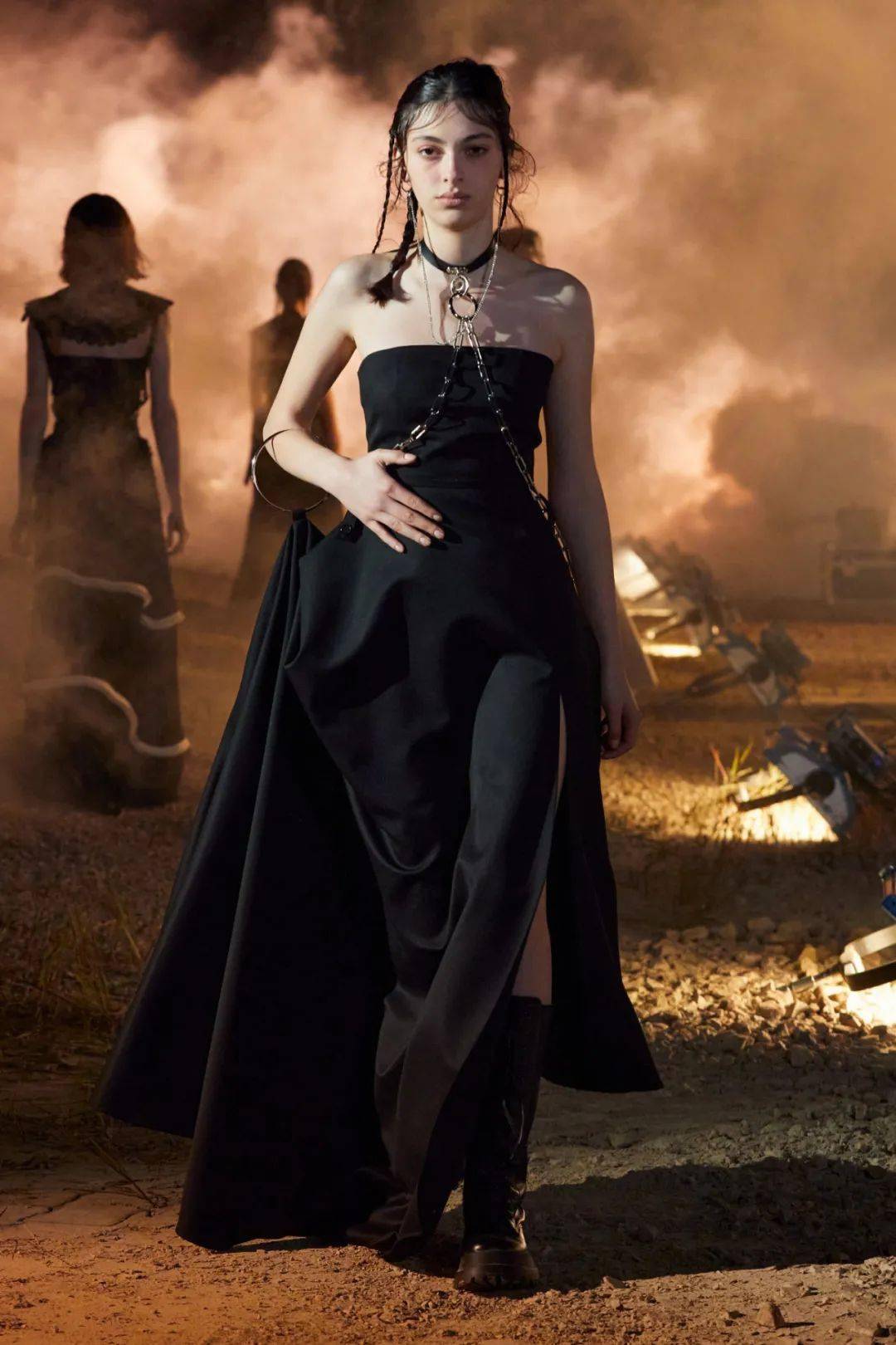 暗黑哥特式的浪漫仙裙美爆了!