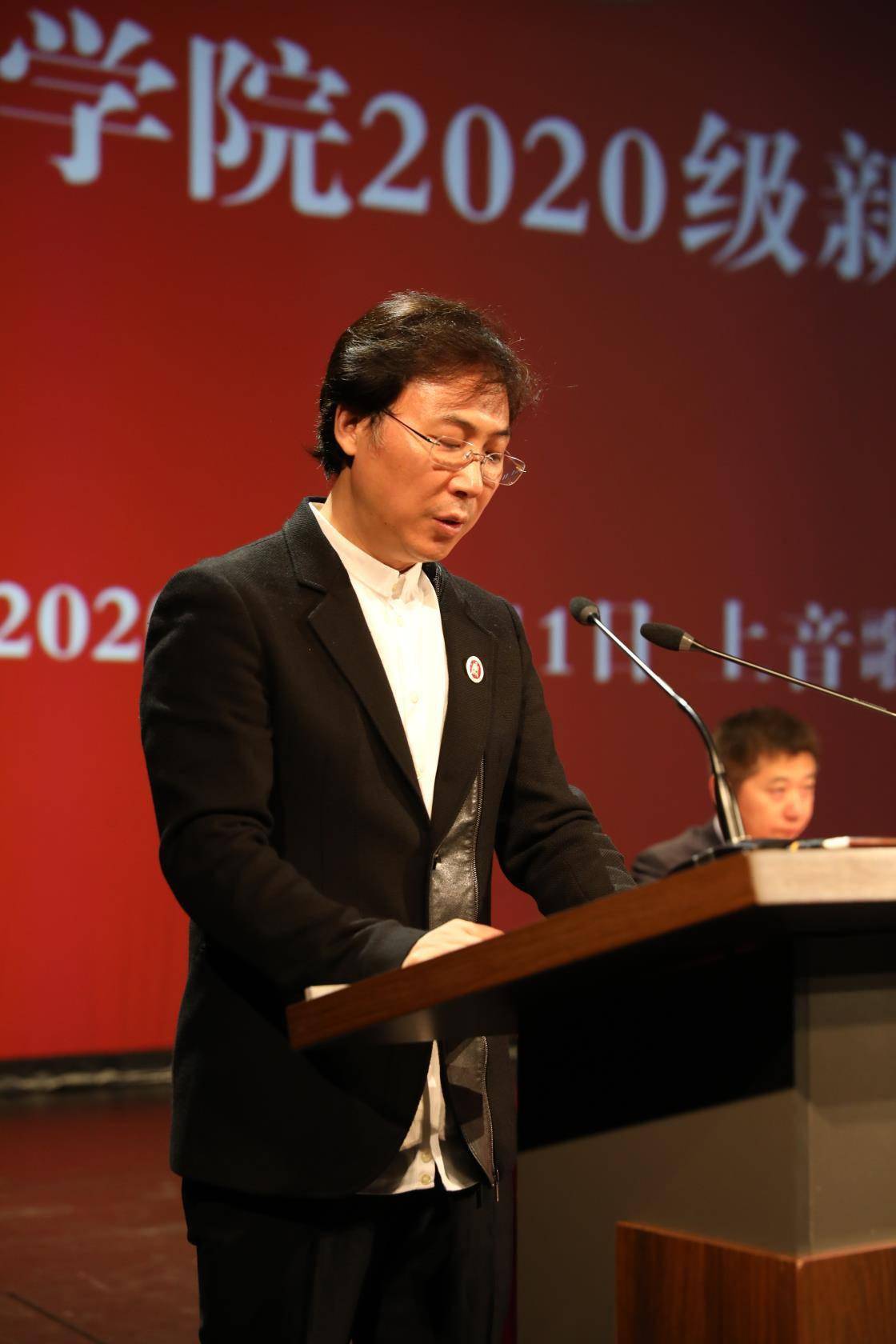 今天是正式开启"上音时间"的第一天,上海音乐学院院长廖昌永在上音