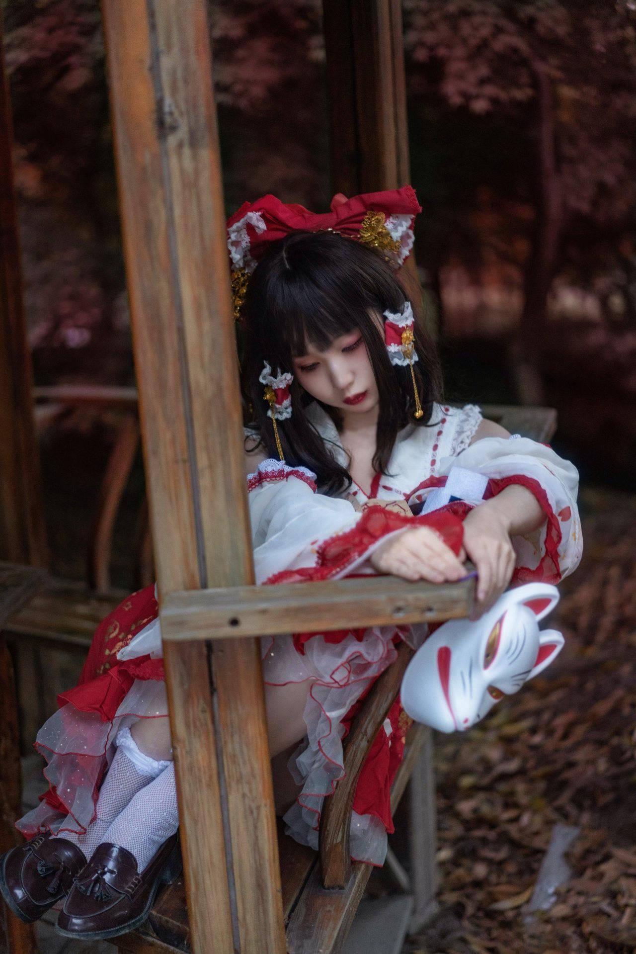 东方project博丽灵梦cosplay_手机搜狐网