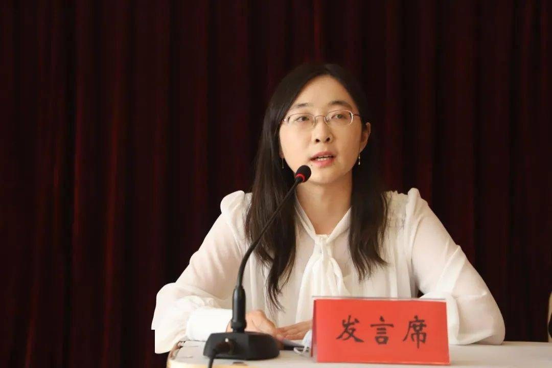 上海市社会保险事业管理中心副科长 张舒婷政策宣传做法上海市社保
