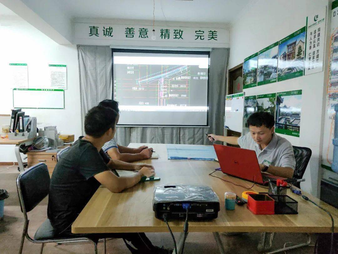 大匠风度丨心中有光无畏路长