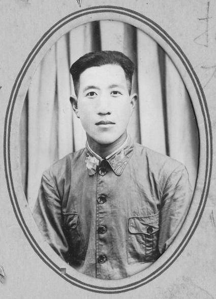 开国中将韩振纪为何拒绝佩戴一级八一勋章