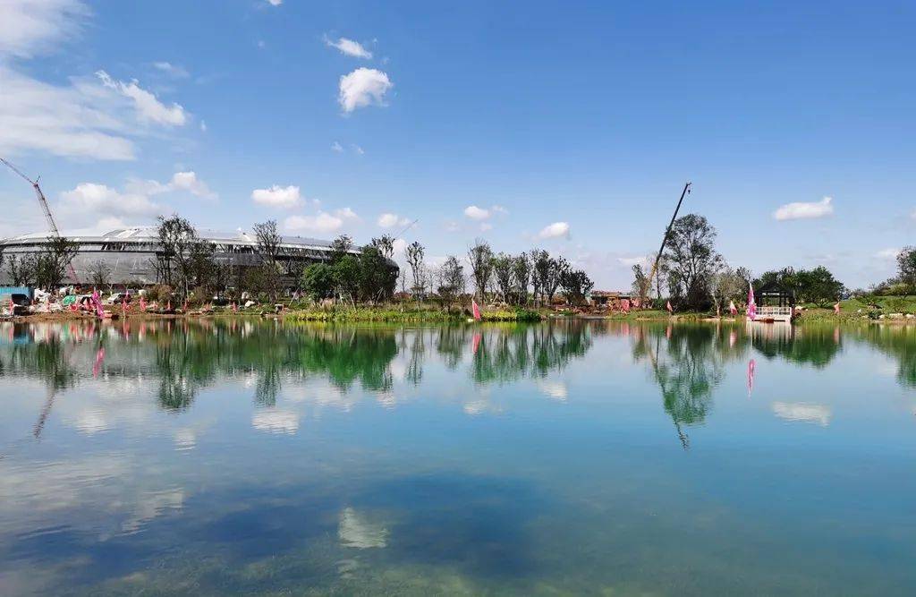 最新实拍东安湖公园蓄水面已达近千亩