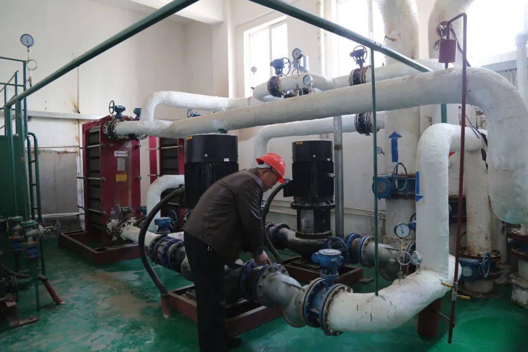 治"工作,石拐区各相关部门单位制定了2020年供热设施设备检修工作计划