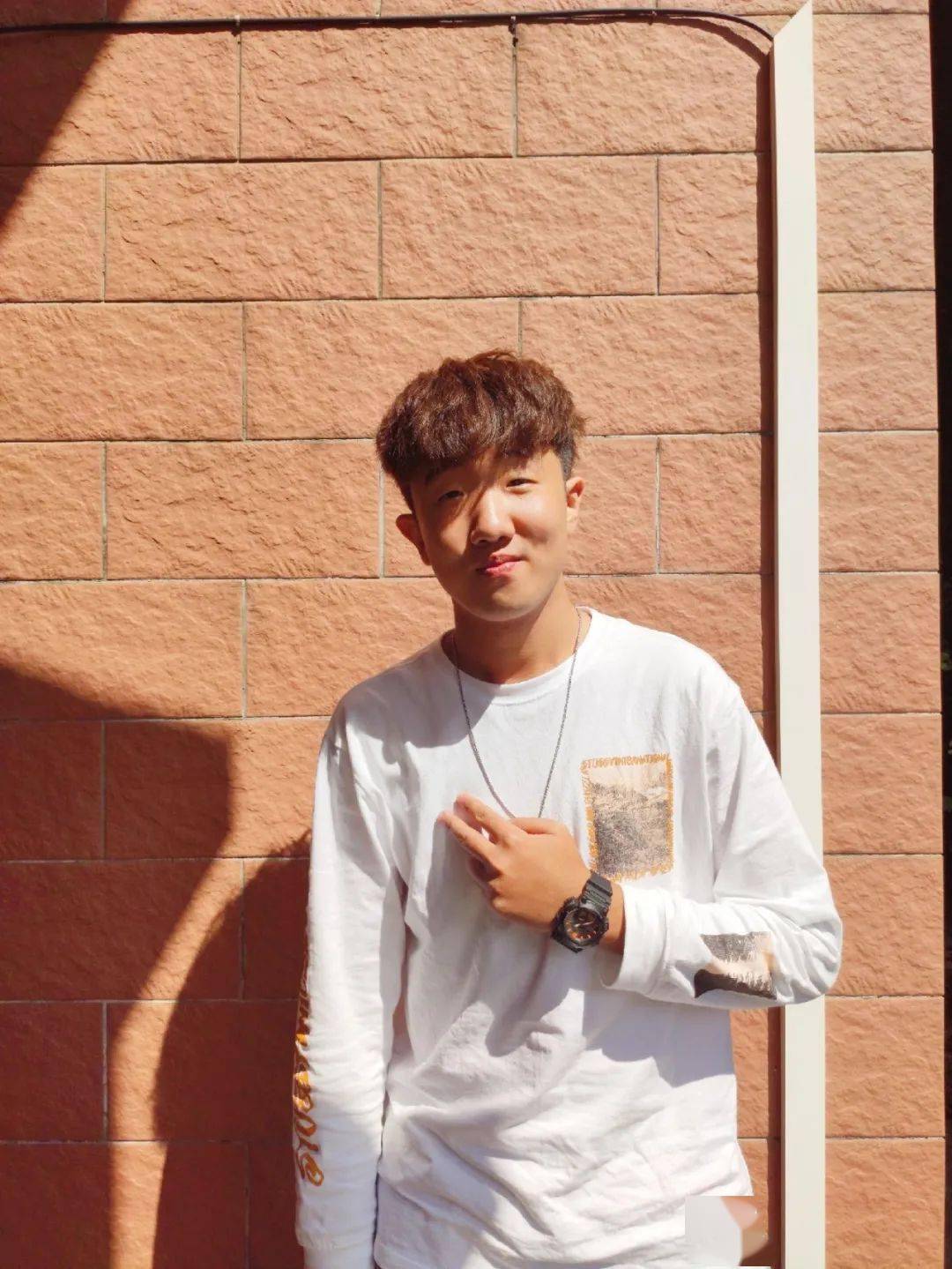 部长:李鑫龙寄语:20级的萌新们,我是体育部部长李鑫龙,体育部欢迎各位