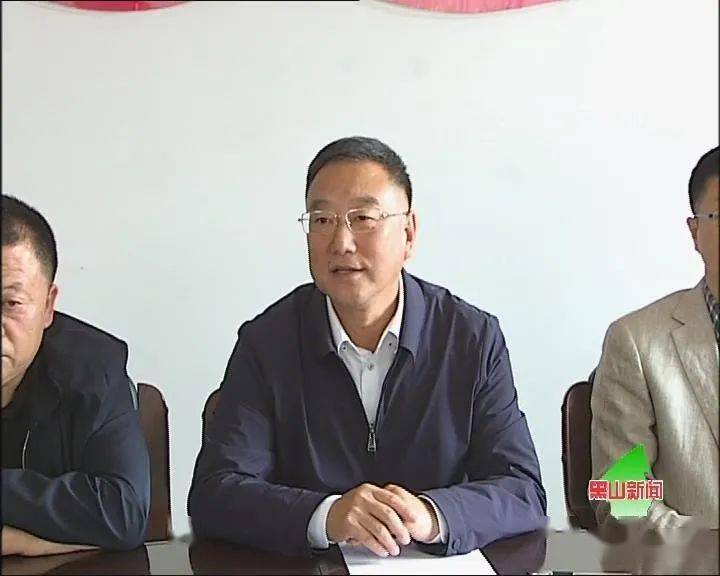 张昊指导代屯村软弱涣散党组织整顿工作