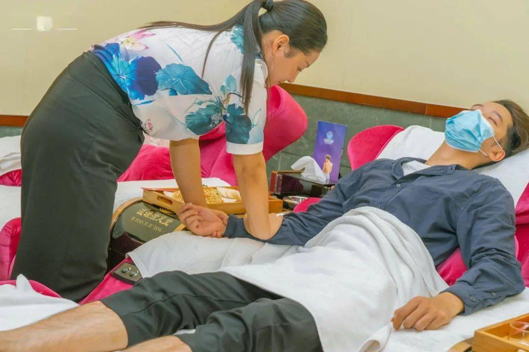 9元享67滋足堂一式套餐!经络疏通秒get放松!_按摩