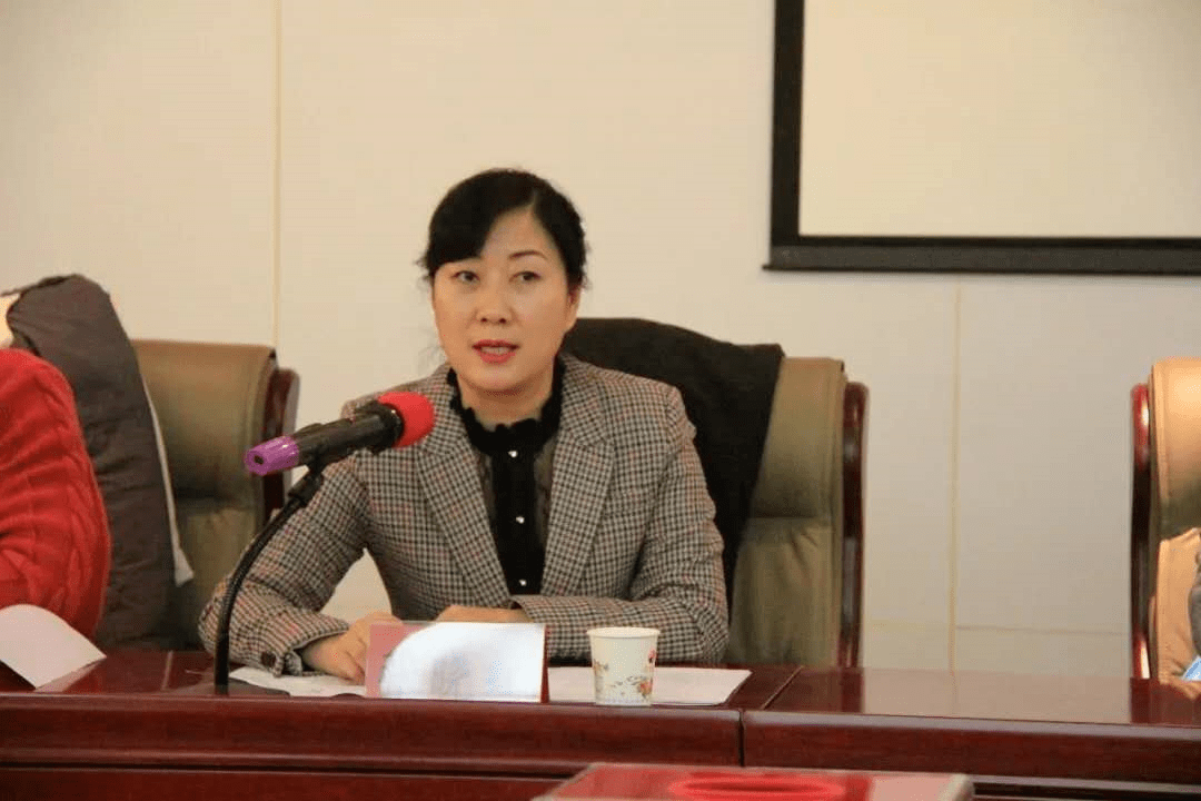 榜样张晓红潜心攀岩艺术高峰