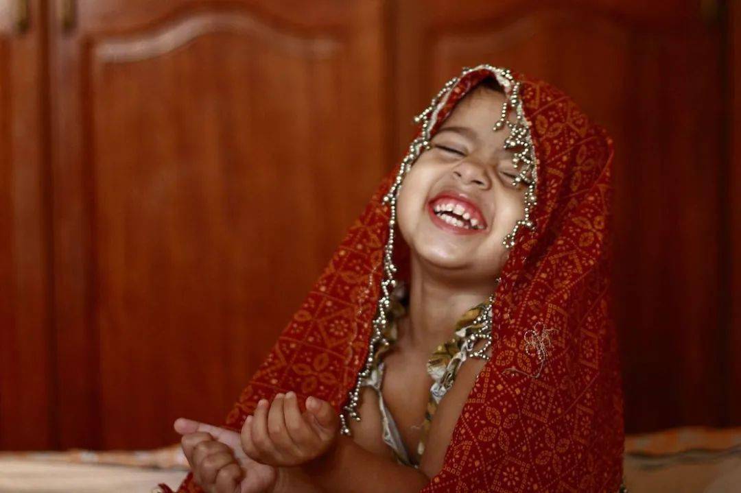 ulukan"girl in india" by amir bilu"old shepherd" by liviu nanu"d