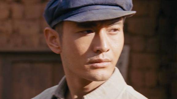 无问西东:陈鹏回去找王敏佳,却发现那里已经被批斗的不成样子了