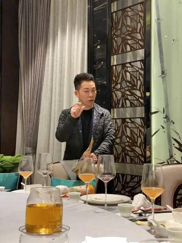眉州东坡新菜精彩_梁棣