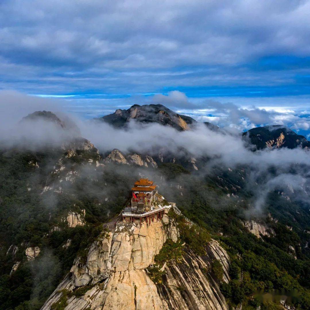 视频镇平县北顶云蒸霞蔚群峰壁立幻若仙境大家一起来感受吧