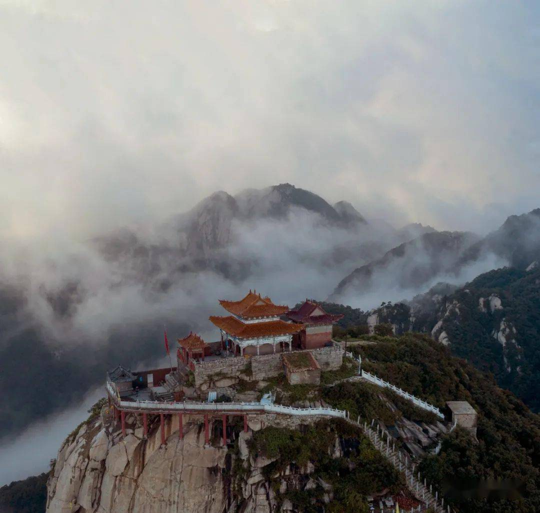 视频镇平县北顶云蒸霞蔚群峰壁立幻若仙境大家一起来感受吧