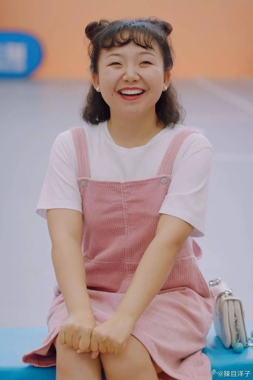 网红辣目洋子:抢胡杏儿风头,被赞"未来影后",一手烂牌打出王炸!