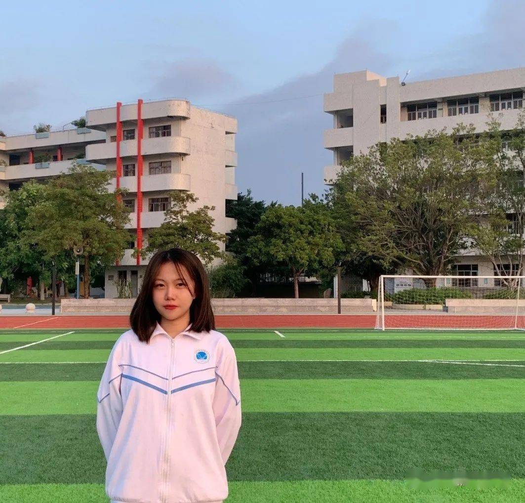 东里中学陈晓烁文章《不忘报国初心,坚守理想信念》