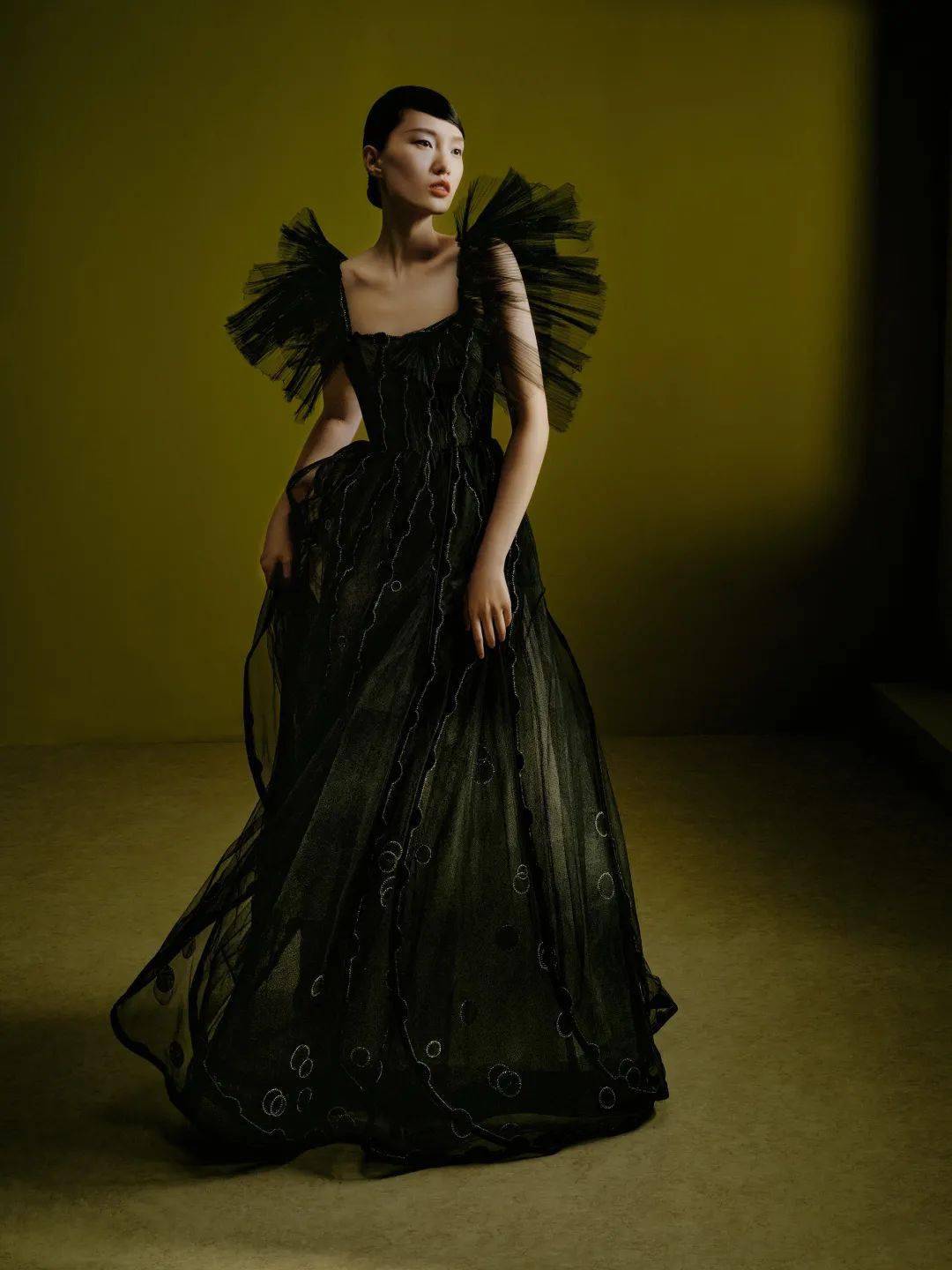 shinemoda2021ss奇幻星球混沌朦胧中落下一束光