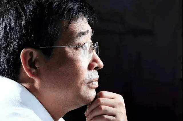 读诗韩文戈在燕山上数星星杨荟朗诵