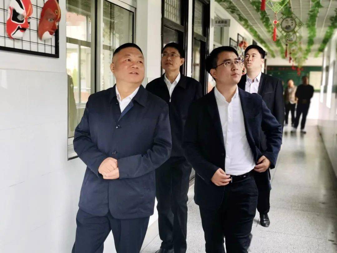 10月20日上午,海安市人民政府副市长卢林,在海安市西场街道党工委书记