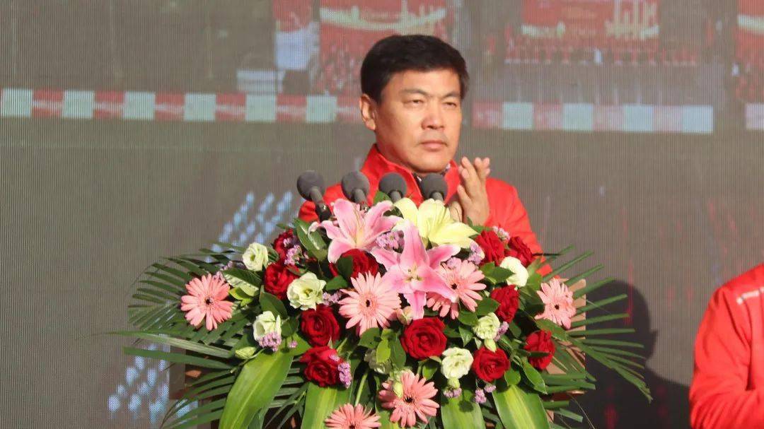 大手笔助力成渝经济圈建设 ——国家南方·连界足球竞训基地入驻_四川