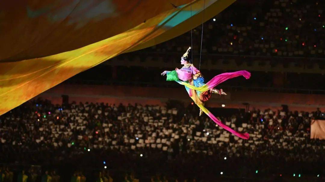 军运会开幕式幕后英雄威亚塔开始拆除1500吨回收钢材将再利用