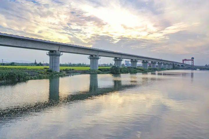 从高空俯瞰雏形已现,杭绍台城际铁路道墟路段