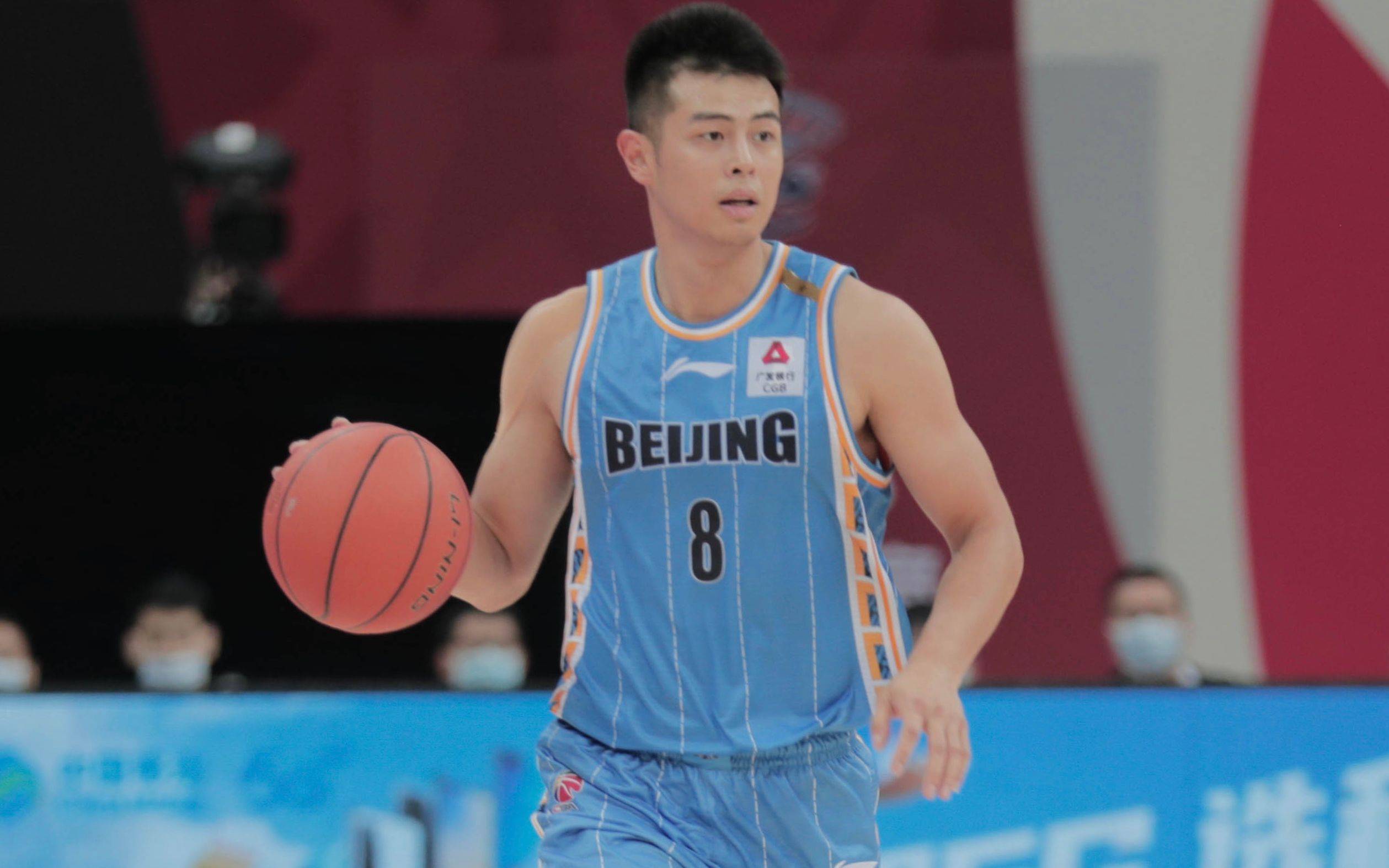 方硕再演超巨时刻首钢末节逆转上海获连胜