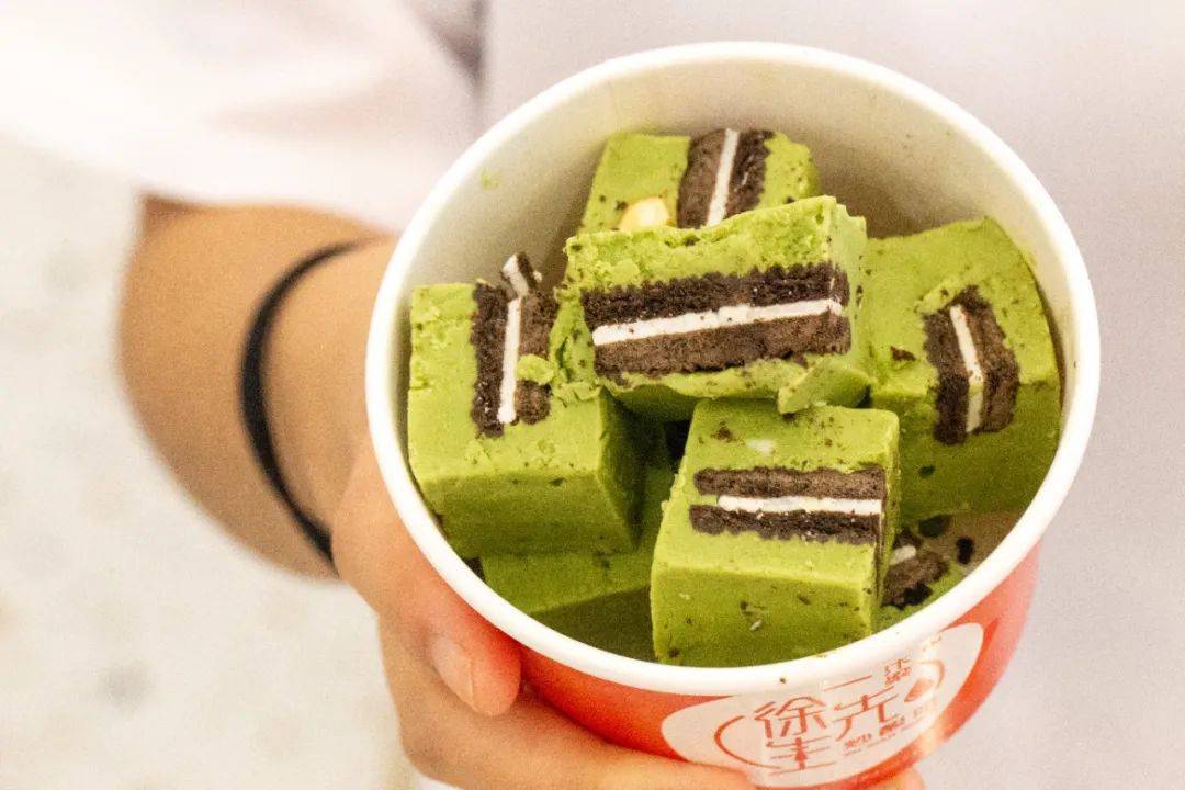 比麻将牌还厚的网红炒酸奶来泉舜啦!40 种口味,9.9元限时抢购!