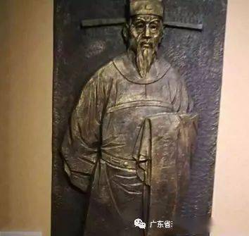 何昌言,新干县金川镇何家村人,是新干的历史名人,也是北宋庐陵郡第一