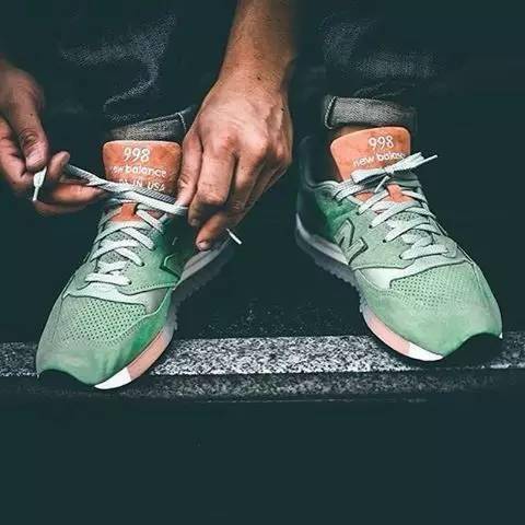 朋友圈秀鞋子这样拍