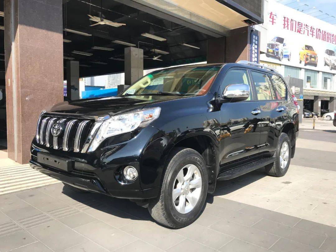 丰田61霸道普拉多