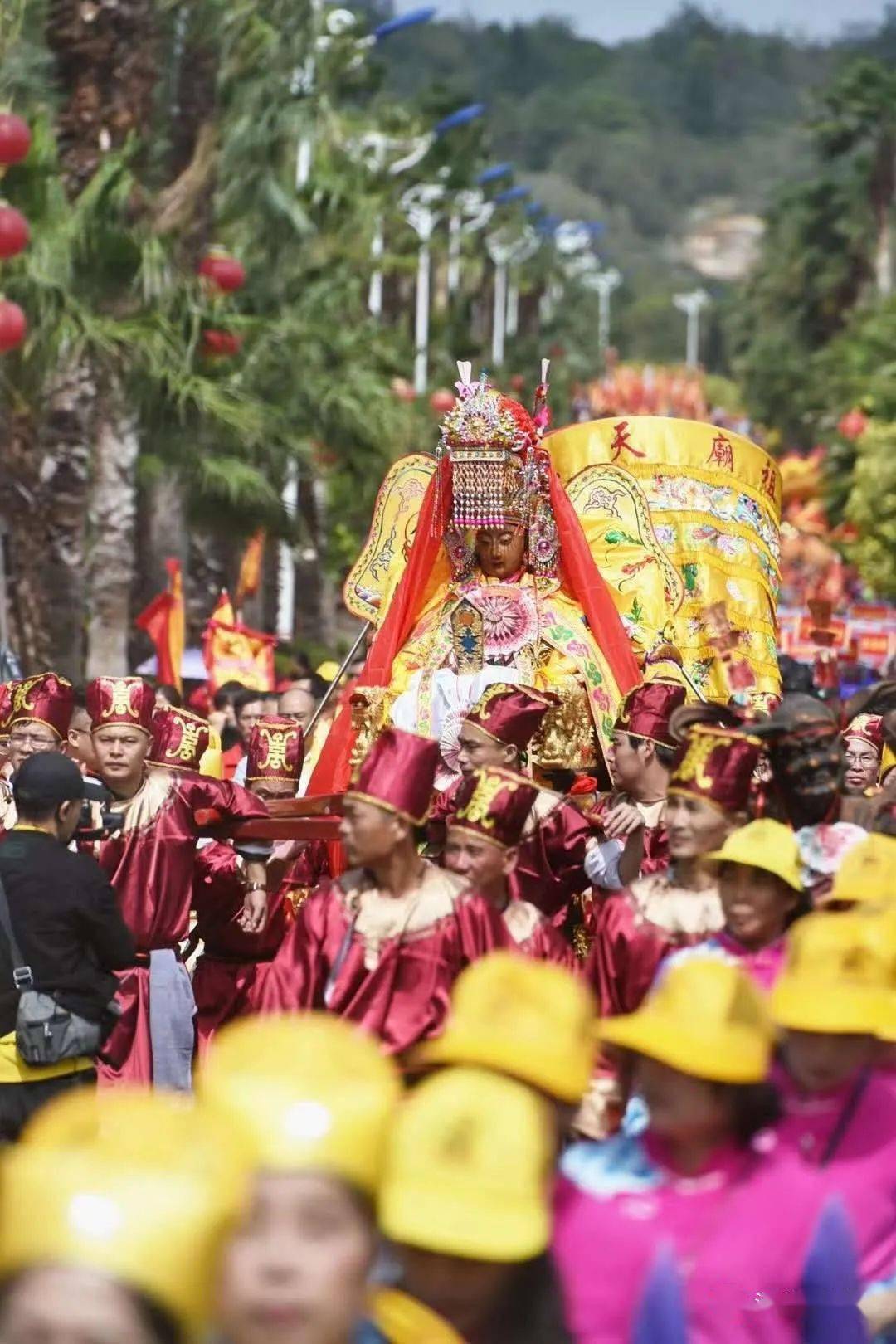 巡安路上的虔誠精彩最美湄洲女海祭大典媽祖保佑來源:湄洲微生活返回